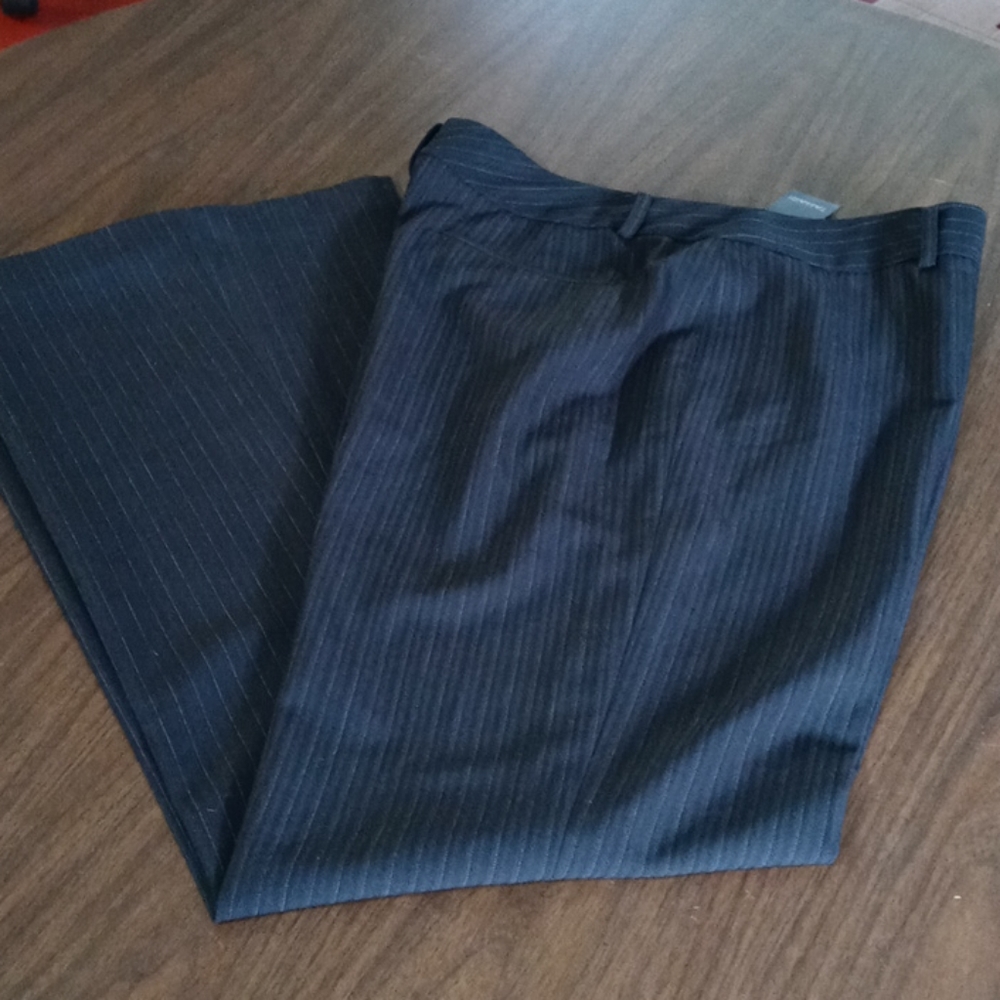 Tahari Charcoal Pinstripe Dress Pants Women's 14